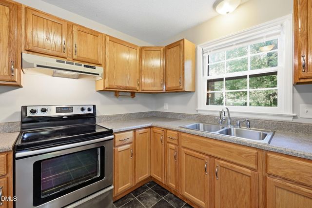 909 Bryn Mawr Court, Apex, NC 27502