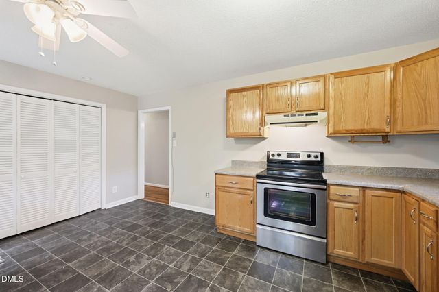 909 Bryn Mawr Court, Apex, NC 27502