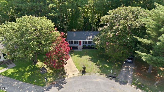 909 Bryn Mawr Court, Apex, NC 27502