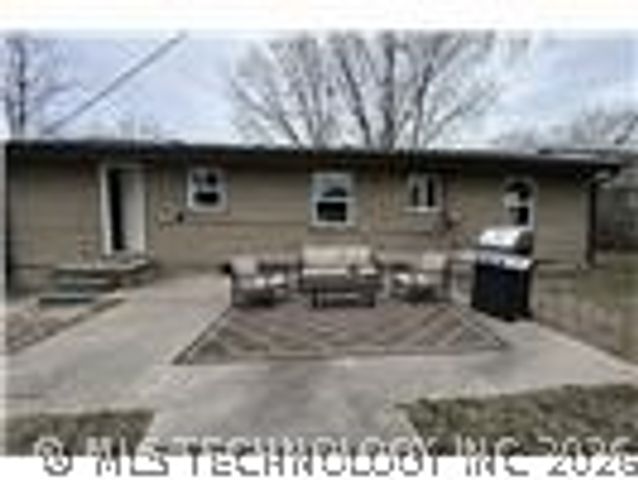 543 SE Wilshire Avenue, Bartlesville, OK 74006