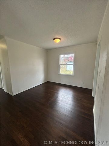 543 SE Wilshire Avenue, Bartlesville, OK 74006