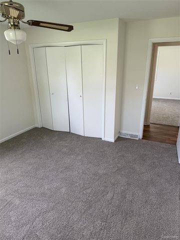 6924 Lynn Ann Drive, Hudsonville, MI 49426