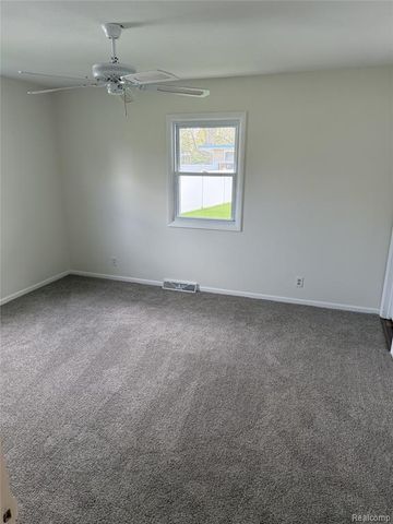6924 Lynn Ann Drive, Hudsonville, MI 49426
