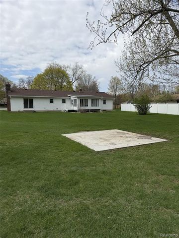 6924 Lynn Ann Drive, Hudsonville, MI 49426