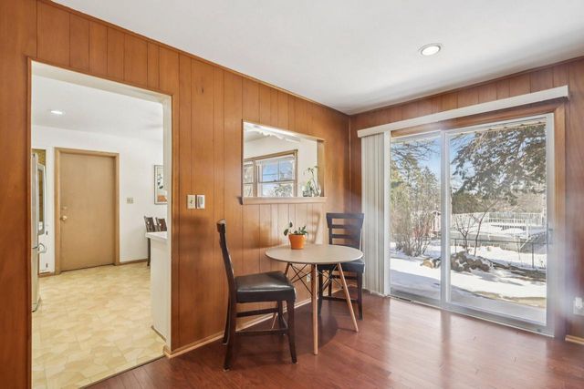 3254 S 121st STREET, West Allis, WI 53227