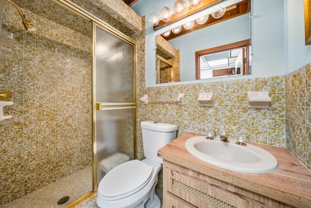 115 Windy Point Circle, Marathon, FL 33050