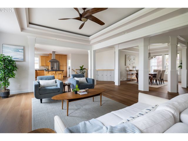 15829 Se BYBEE Dr, Portland, OR 97236