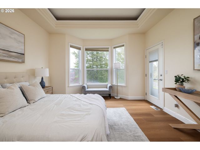 15829 Se BYBEE Dr, Portland, OR 97236