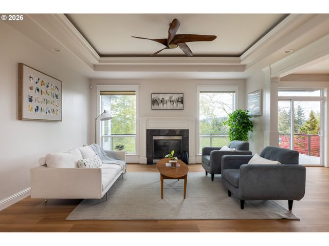 15829 Se BYBEE Dr, Portland, OR 97236