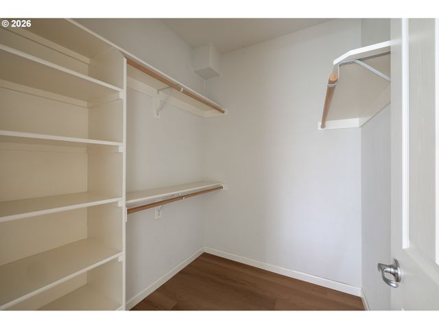 15829 Se BYBEE Dr, Portland, OR 97236