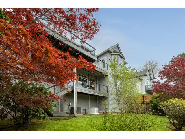 15829 Se BYBEE Dr, Portland, OR 97236