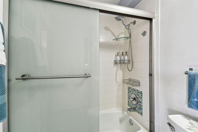 255 DOLPHIN POINT 207, Clearwater Beach, FL 33767
