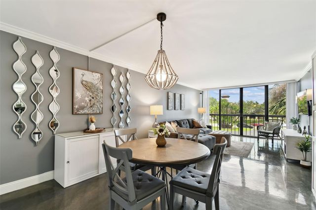 255 DOLPHIN POINT 207, Clearwater Beach, FL 33767