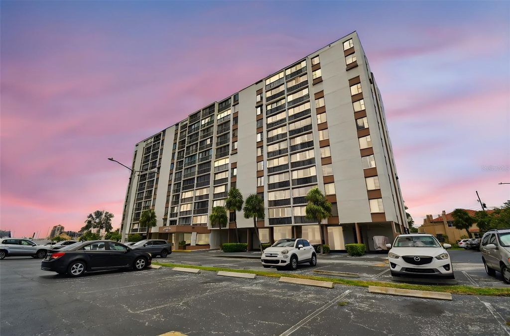 255 DOLPHIN POINT 207, Clearwater Beach, FL 33767