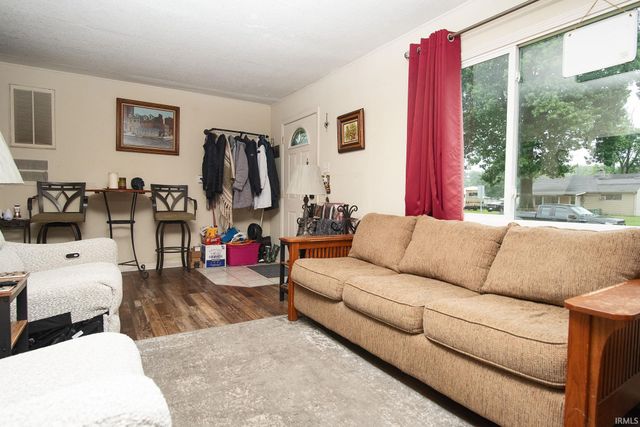 806 Courtney Drive, New Haven, IN 46774