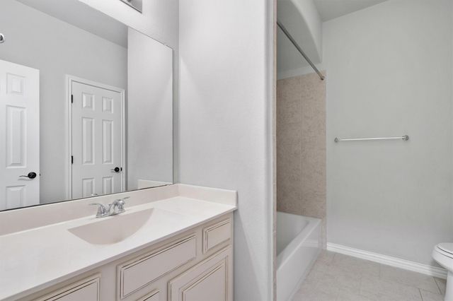 1413 Amarone DR, Leander, TX 78641