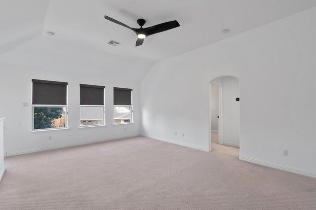 1413 Amarone DR, Leander, TX 78641