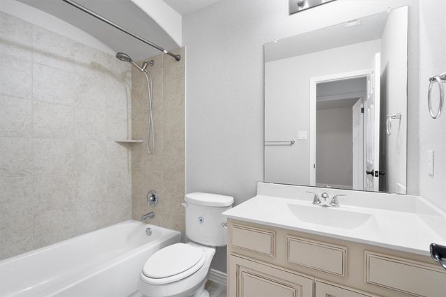 1413 Amarone DR, Leander, TX 78641