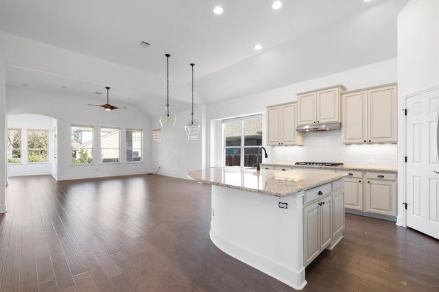 1413 Amarone DR, Leander, TX 78641