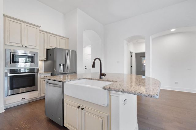 1413 Amarone DR, Leander, TX 78641