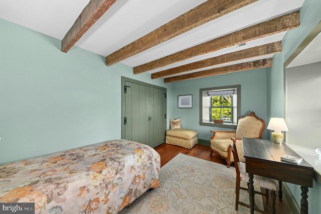 2481 CHURCH LN, Kintnersville, PA 18930