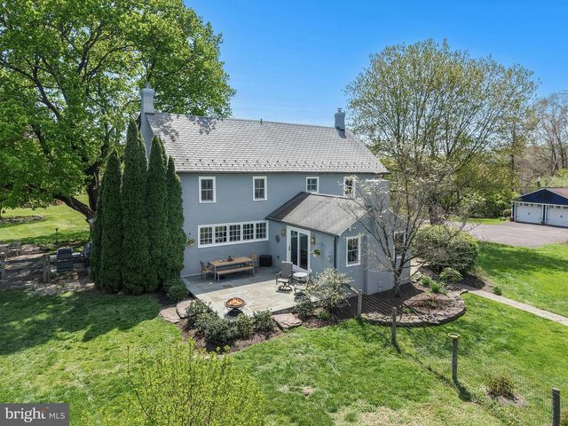 2481 CHURCH LN, Kintnersville, PA 18930