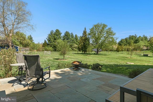 2481 CHURCH LN, Kintnersville, PA 18930