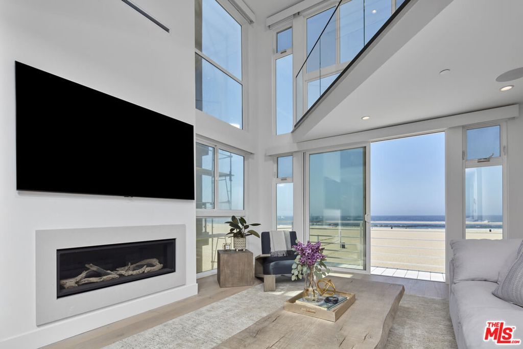 4403 Ocean Front Walk 205, Marina Del Rey, CA 90292 — exterior