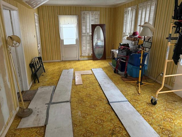 2421 Liberty Ave Street, Beaumont, TX 77702