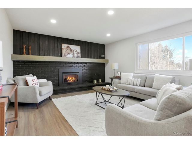 7310 S Sheridan Ct, Littleton, CO 80128