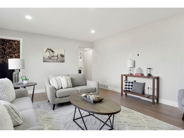 7310 S Sheridan Ct, Littleton, CO 80128