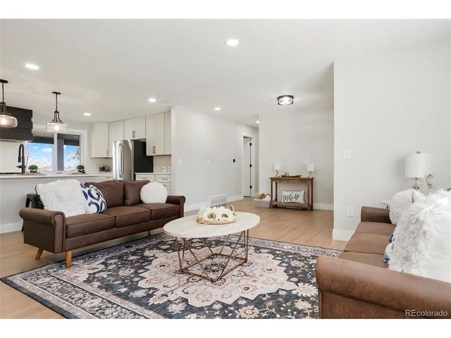 7310 S Sheridan Ct, Littleton, CO 80128