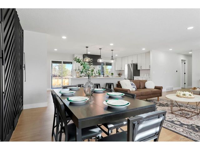 7310 S Sheridan Ct, Littleton, CO 80128