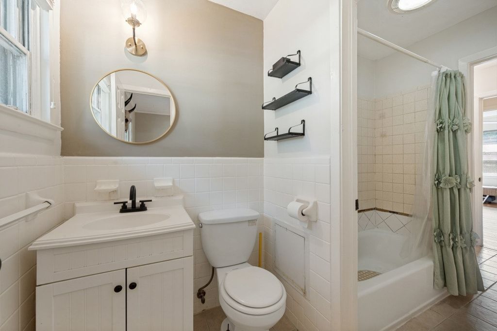 13512 Challaburton Drive, Farmers Branch, TX 75234 — photo 4