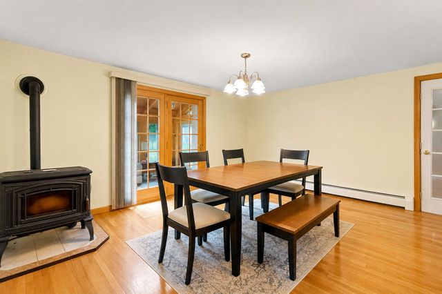 50 North St., Douglas, MA 01516