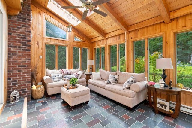 50 North St., Douglas, MA 01516