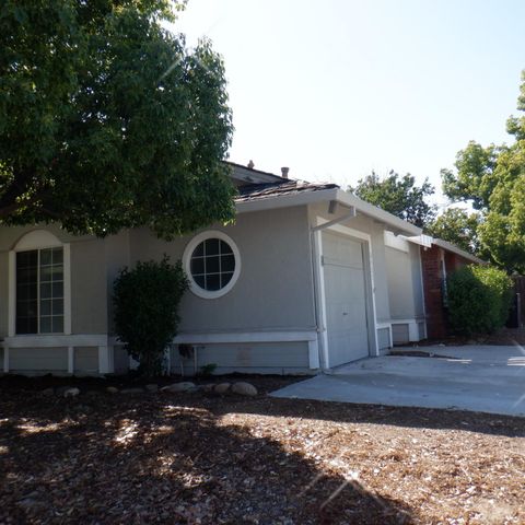 8425 vintage park Dr, Sacramento, CA 95828