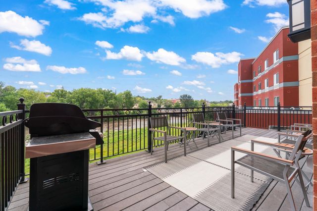 101 Saint Olaf Avenue 413, Northfield, MN 55057