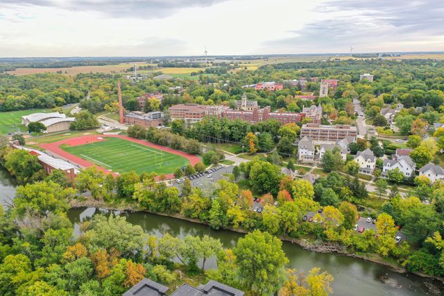 101 Saint Olaf Avenue 413, Northfield, MN 55057