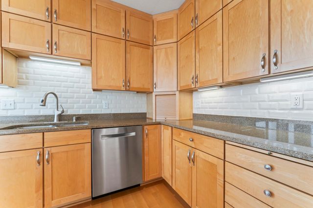 101 Saint Olaf Avenue 413, Northfield, MN 55057