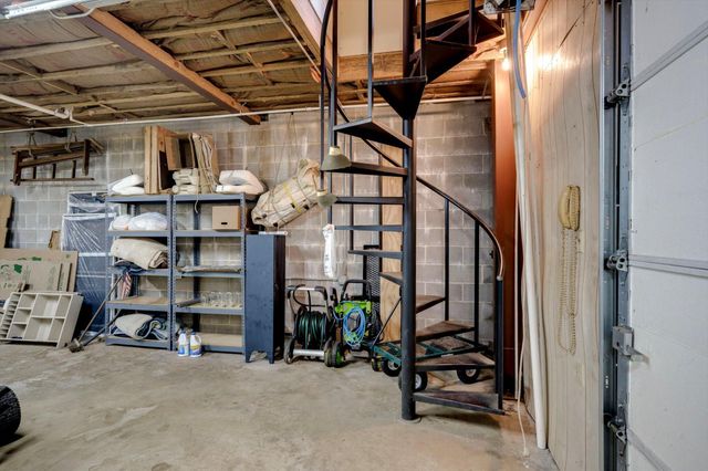 192 Memorial Drive, Mc Cormick, SC 29835