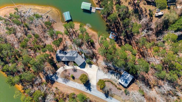 192 Memorial Drive, Mc Cormick, SC 29835