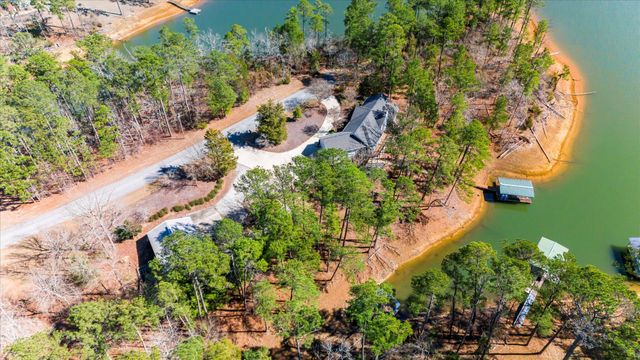 192 Memorial Drive, Mc Cormick, SC 29835