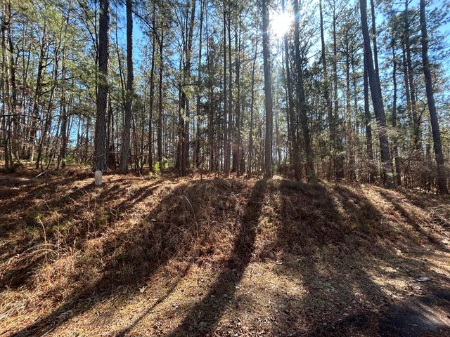 192 Memorial Drive, Mc Cormick, SC 29835