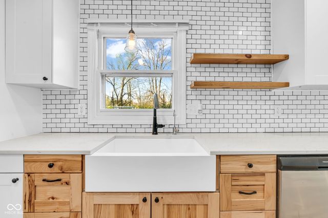 18902 Northbrook Circle, Westfield, IN 46074