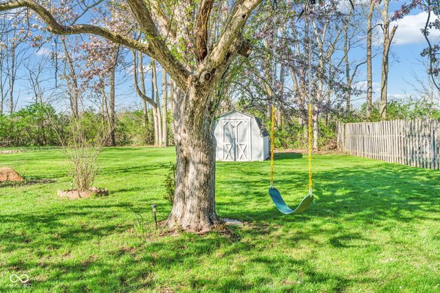 18902 Northbrook Circle, Westfield, IN 46074