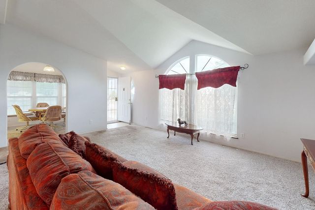 1301 Broadway St, Olivehurst, CA 95961