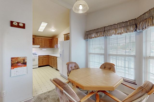 1301 Broadway St, Olivehurst, CA 95961