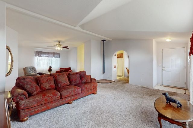 1301 Broadway St, Olivehurst, CA 95961