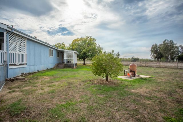 1301 Broadway St, Olivehurst, CA 95961